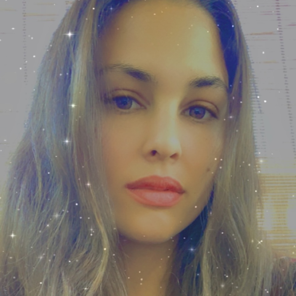 Meet your Posher, Hannah